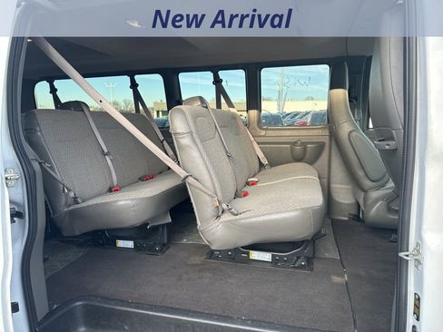 Certified 2024 Chevrolet Express 3500 LT w/ LT Preferred Equipment Group image 9