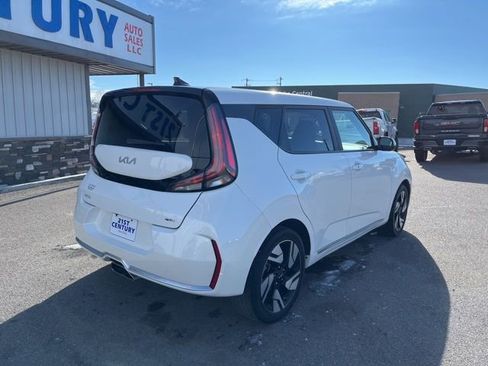 Used 2023 Kia Soul GT-Line FWD image 10