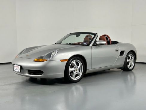 Used 1999 Porsche Boxster image 2