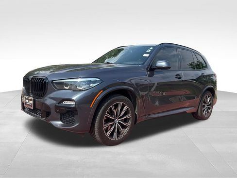 Used 2021 BMW X5 xDrive40i w/ M Sport Package AWD/4WD image 3