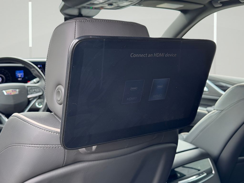 Used 2023 Cadillac Escalade Sport AWD/4WD image 18
