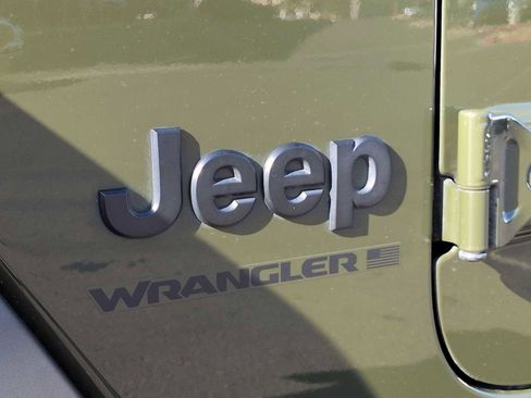 Used 2023 Jeep Wrangler Sport S image 12