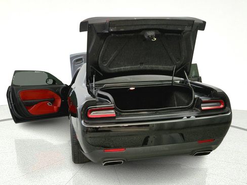 Used 2021 Dodge Challenger R/T Scat Pack w/ Plus Package RWD image 13