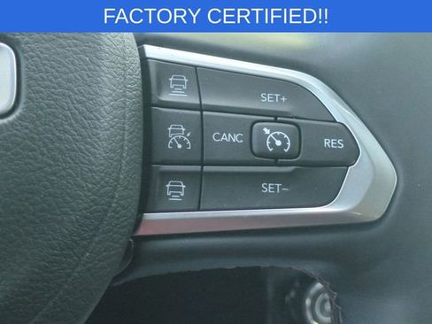 Certified 2022 Jeep Compass Limited w/ Sun and Sound Group AWD/4WD image 21