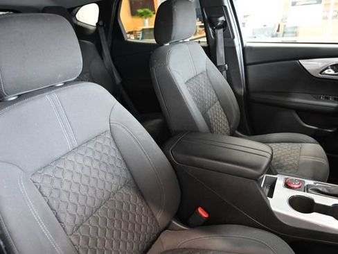 Used 2019 Chevrolet Blazer LT AWD/4WD image 8