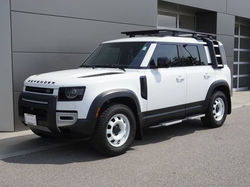 Used 2023 Land Rover Defender 110 S AWD/4WD image 3