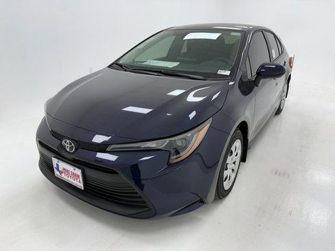New 2026 Toyota Corolla LE image 4