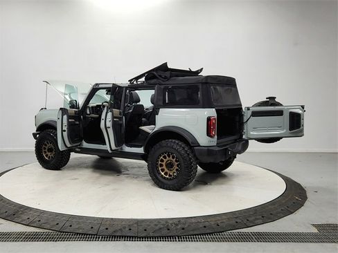 Used 2022 Ford Bronco Wildtrak image 13