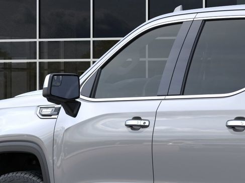 New 2026 GMC Sierra 1500 SLT image 12
