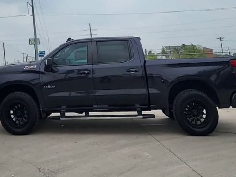 Used 2023 Chevrolet Silverado 1500 RST AWD/4WD image 5