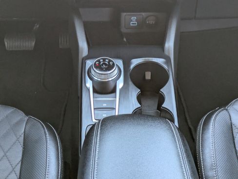 Used 2023 Ford Escape Platinum w/ Premium Technology Package image 21