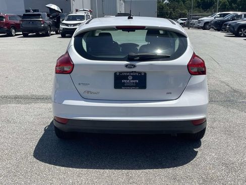 Used 2015 Ford Focus SE FWD image 5