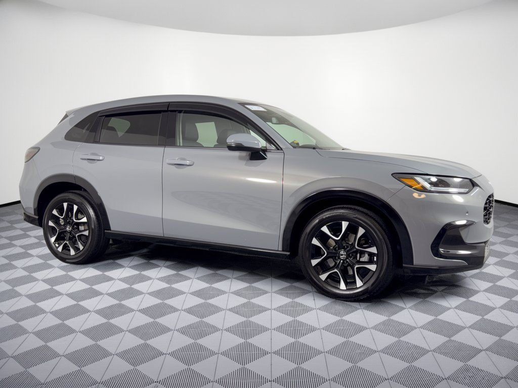 Used 2026 Honda HR-V EX-L image 8