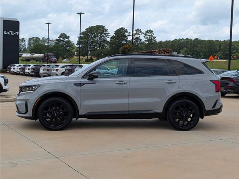 Used 2022 Kia Sorento SX FWD image 2