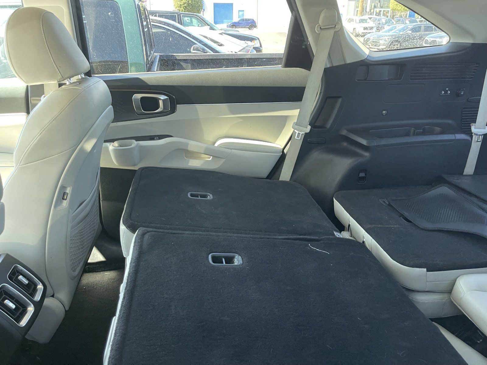 Used 2021 Kia Sorento S AWD/4WD image 9