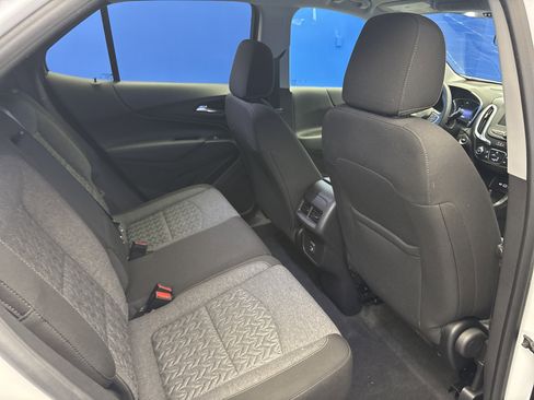 Used 2022 Chevrolet Equinox LT FWD image 24