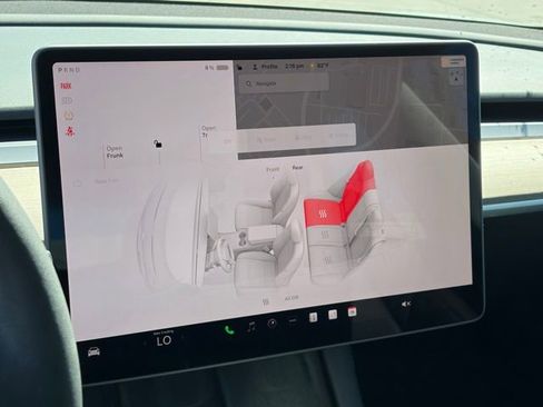 Used 2023 Tesla Model 3 Standard Range image 18