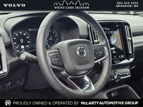 Used 2021 Volvo XC40 T5 R-Design AWD/4WD image 25