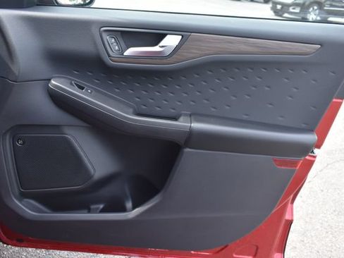 Used 2020 Ford Escape Titanium AWD/4WD image 49
