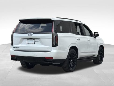 Used 2023 Cadillac Escalade Sport Platinum w/ LPO, ONYX Package AWD/4WD image 8