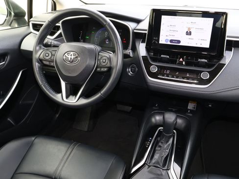 Used 2024 Toyota Corolla XLE image 10