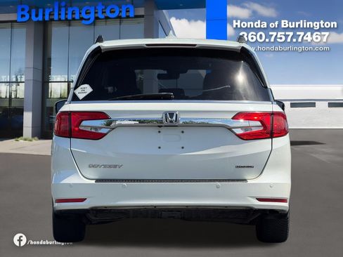 Used 2018 Honda Odyssey Touring image 5