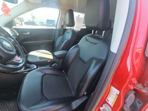 Used 2021 Jeep Compass Latitude AWD/4WD image 13