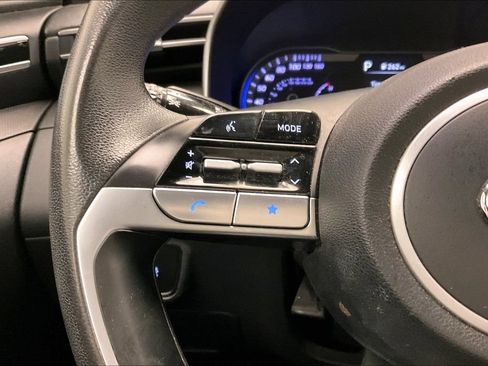 Used 2022 Hyundai Tucson SEL image 16