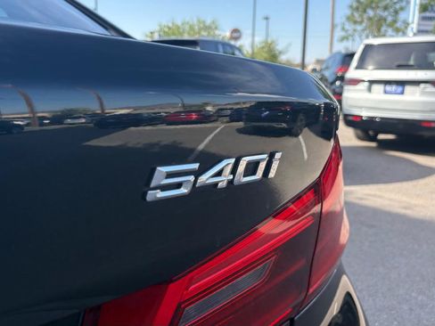 Used 2018 BMW 540i RWD image 9