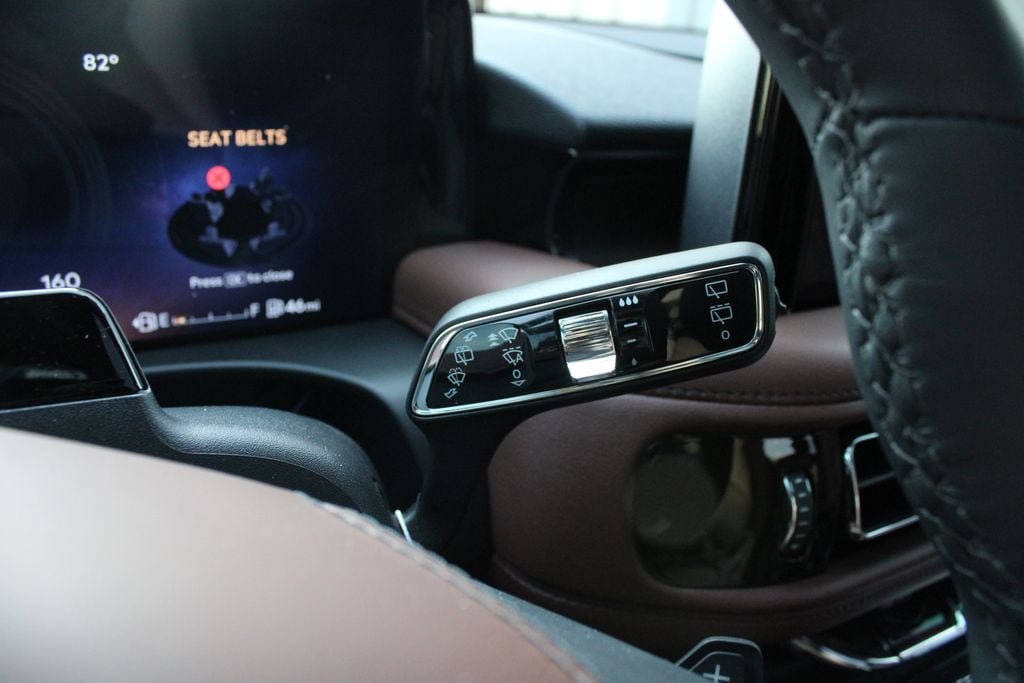 New 2027 Lincoln Aviator Reserve AWD/4WD image 14