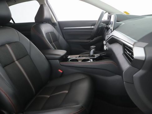 Used 2023 Nissan Altima 2.5 SR image 28