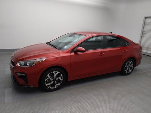 Used 2020 Kia Forte LXS image 2