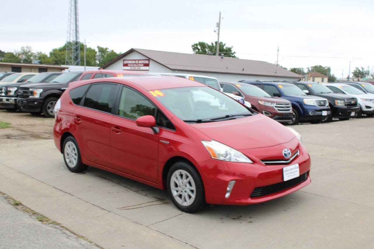 Used 2014 Toyota Prius V Two FWD image 2