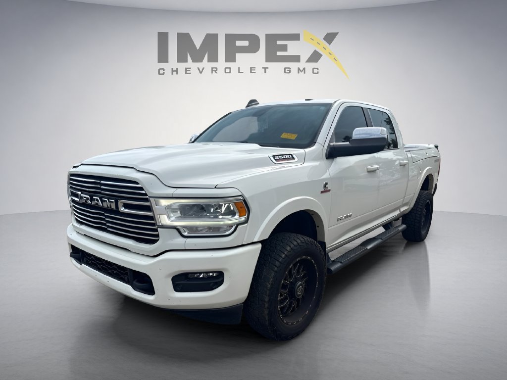 Used 2022 RAM 2500 Laramie AWD/4WD image 1