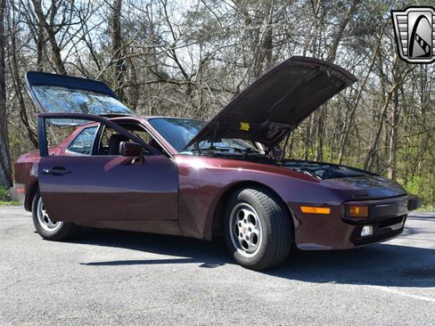 Used 1987 Porsche 944 S image 19