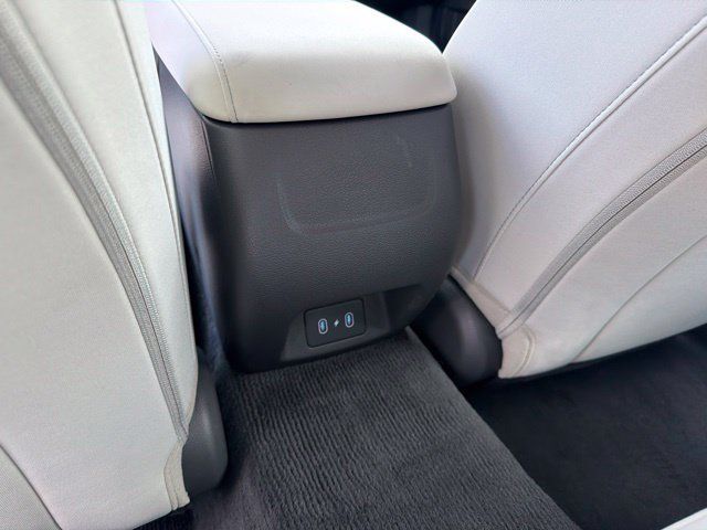 Used 2026 Hyundai Sonata SEL AWD/4WD image 30
