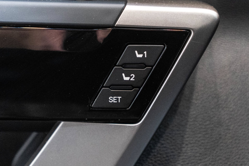 Certified 2024 Toyota Tundra Limited AWD/4WD image 22