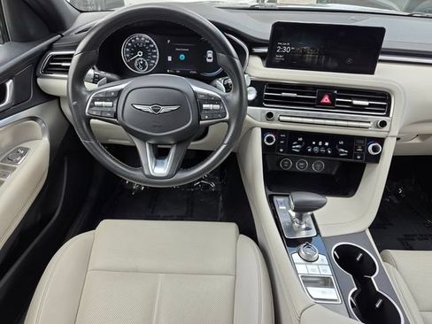 Used 2025 Genesis G70 2.5T RWD image 7