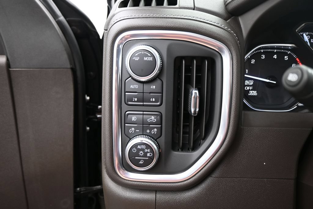 Used 2020 GMC Sierra 1500 SLT w/ SLT Premium Plus Package AWD/4WD image 12