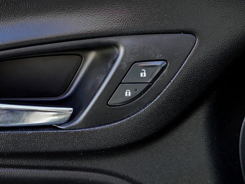 Used 2020 Chevrolet Equinox Premier w/ Premier Redline Edition AWD/4WD image 18