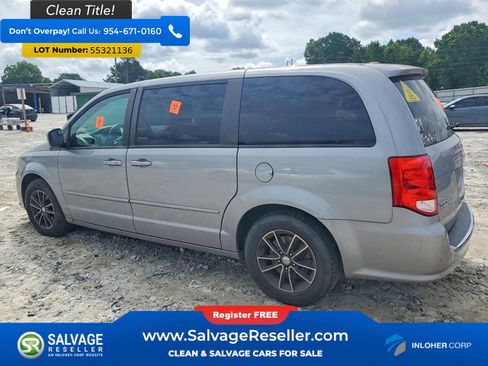 Used 2015 Dodge Grand Caravan R/T FWD image 3