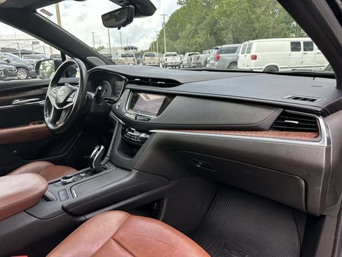 Used 2024 Cadillac XT5 Premium Luxury w/ Technology Package FWD image 29