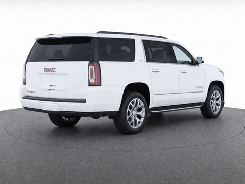 Used 2018 GMC Yukon XL SLT w/ Open Road Package RWD image 7