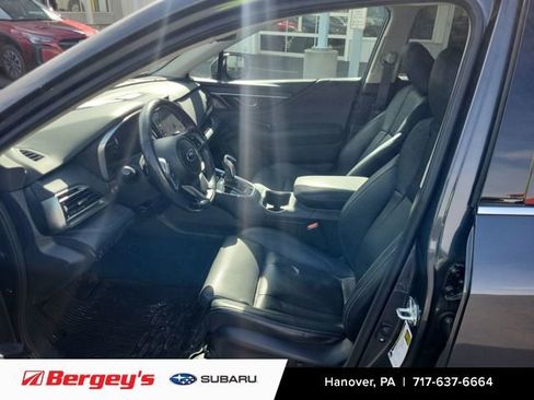 Used 2023 Subaru Outback Touring XT image 8