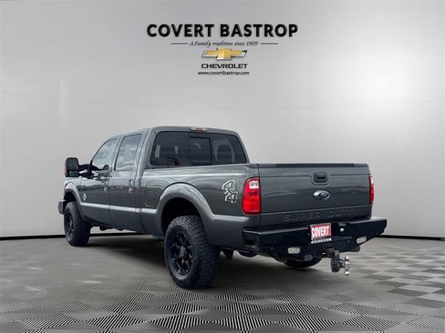Used 2016 Ford F250 Lariat w/ Lariat Interior Package image 6