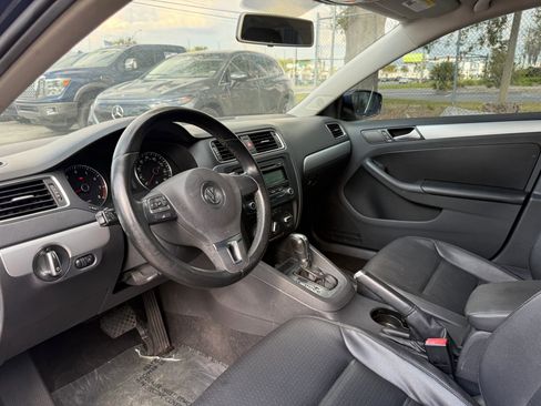 Used 2014 Volkswagen Jetta SE image 12