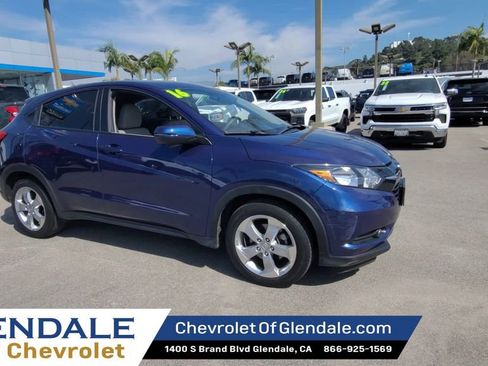 Used 2016 Honda HR-V EX image 2