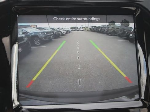 Used 2022 Jeep Cherokee Limited AWD/4WD image 6