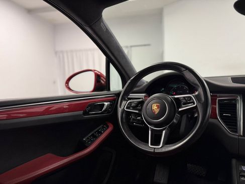 Used 2015 Porsche Macan Turbo w/ Premium Package Plus AWD/4WD image 67