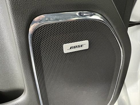 Used 2017 GMC Sierra 1500 SLT w/ SLT Premium Package image 16